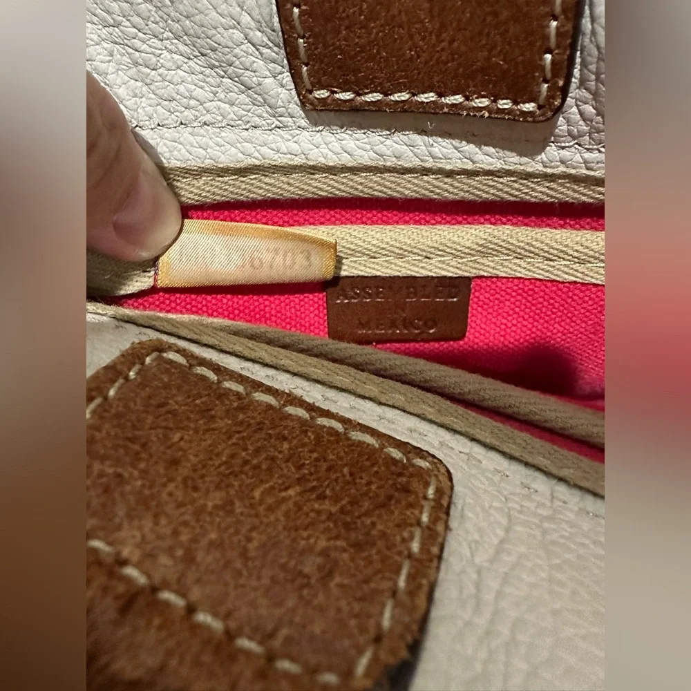 Dooney & Bourke Pebble Leather satchel - Picture 7 of 8